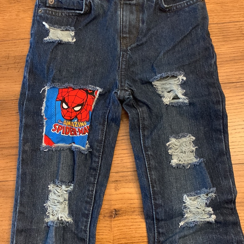 ☀️3 for $10☀️ The Children’s Place Spider-Man Jeans - Picture 2 of 4